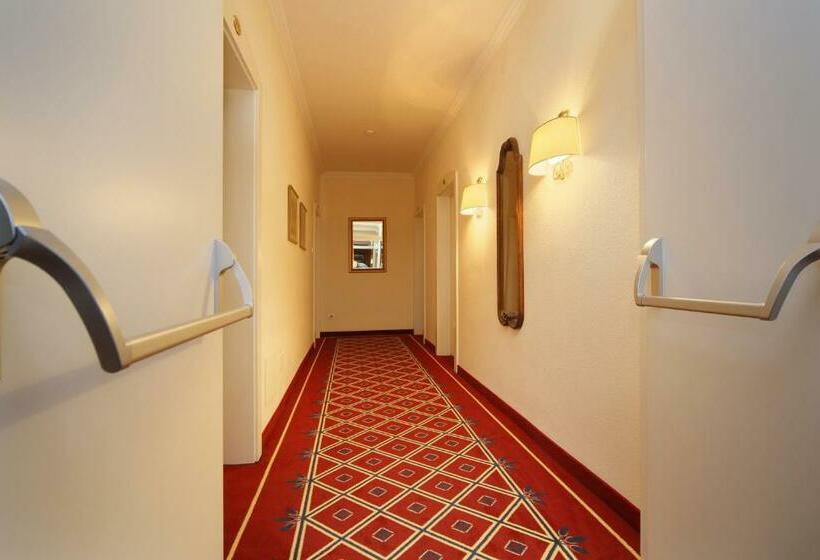 Номер Стандарт с Балконом, Isabella