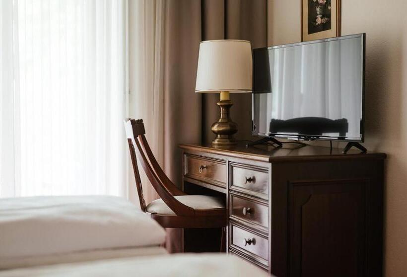 Номер Стандарт с Балконом, Isabella