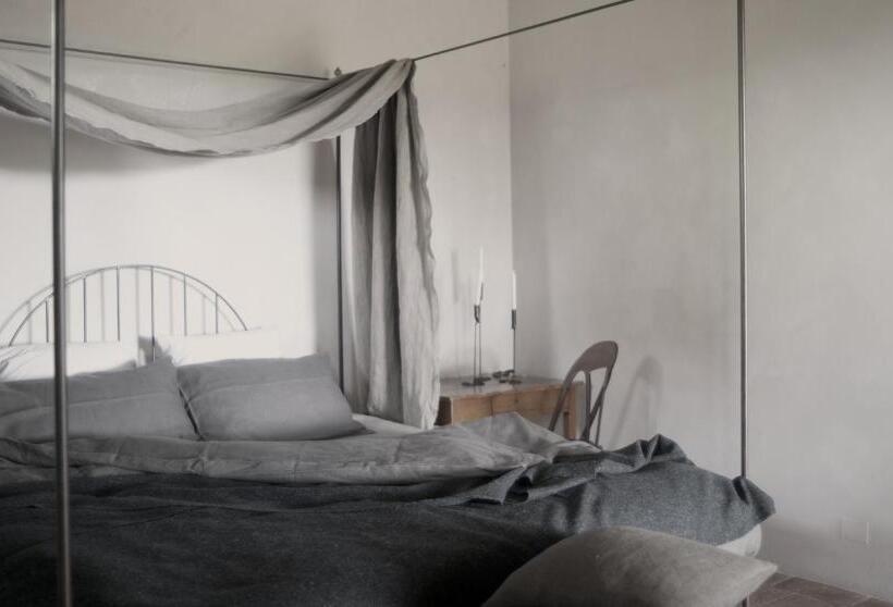 Quarto Estandar, La Saracina