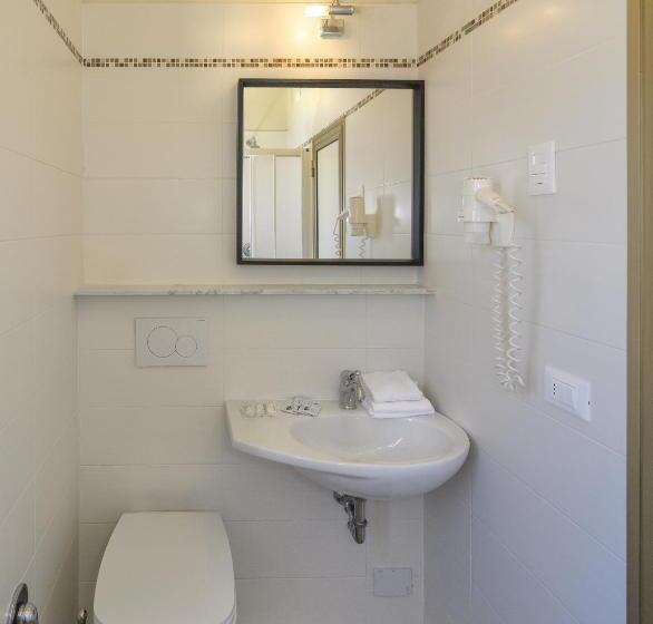 Номер Economy, Liu