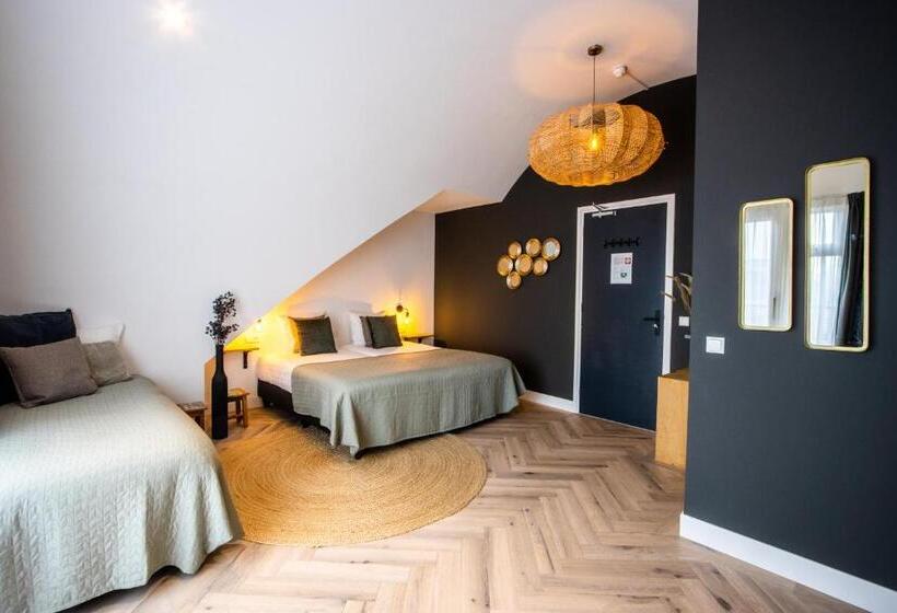 バルコニー付きスタンダードルーム, Neptunus