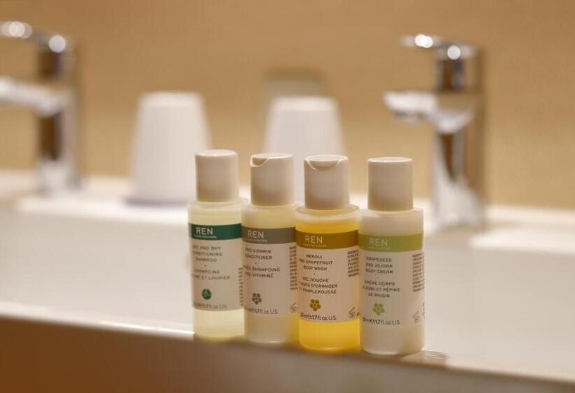 غرفة قياسية رباعية مطلة على الحديقة, Infinito Hotel And Spa