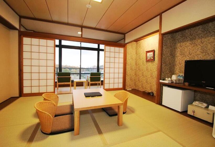 غرفة قياسية رباعية مطلة على الحديقة, Infinito Hotel And Spa