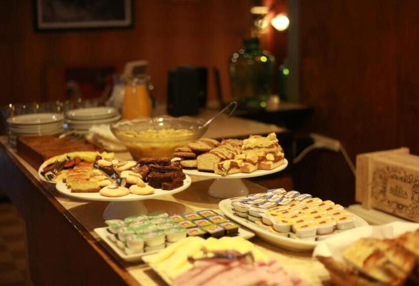 חדר סטנדרט לשלושה עם מרפסת, Ayelen   Hotel De Montaña