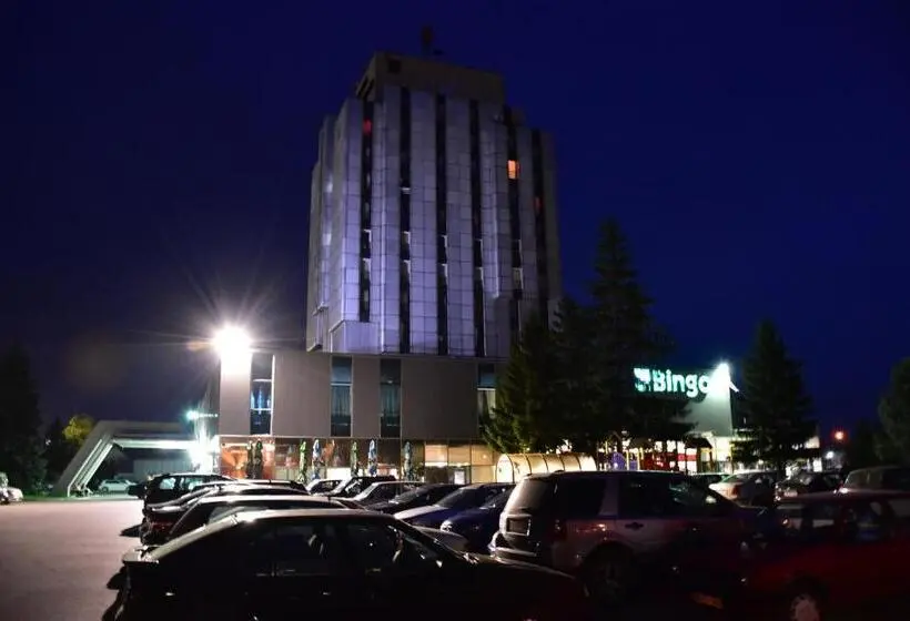 اتاق اکونومی, Business Hotel Prijedor