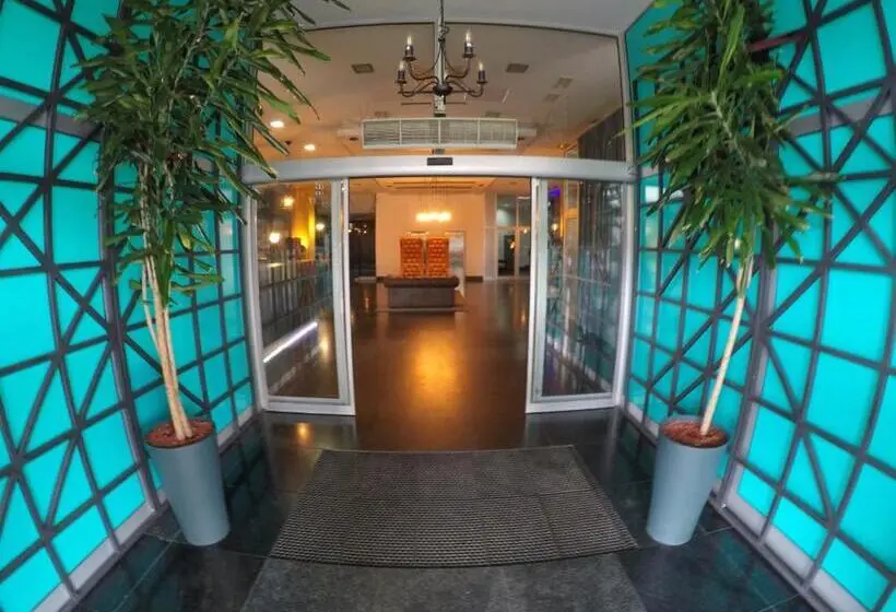 اتاق اکونومی, Business Hotel Prijedor