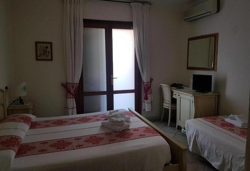 Номер Стандарт Трехместный, Il Platano