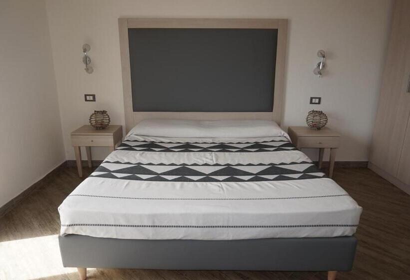 Номер Superior, Il Platano