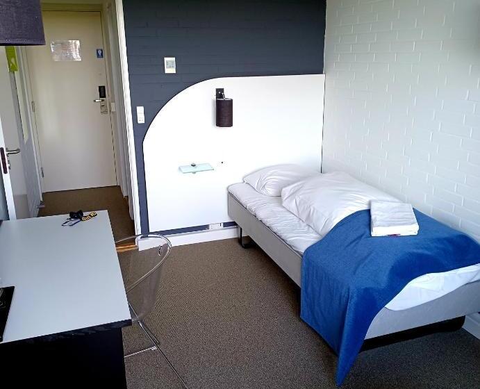 غرفة قياسية فردية مطلة علي البحر, Kobæk Strand Konferencecenter