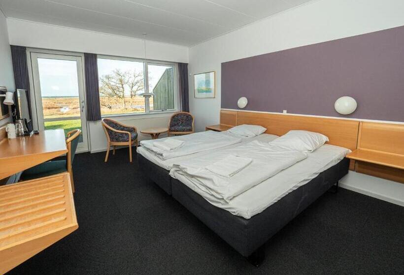 غرفة قياسية مطلّة علي البحر, Kobæk Strand Konferencecenter