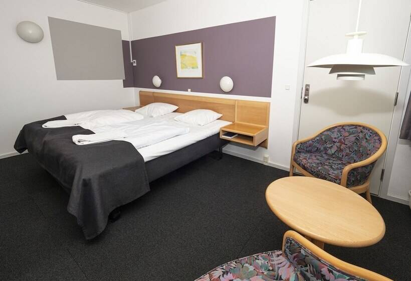 غرفة قياسية مطلّة علي البحر, Kobæk Strand Konferencecenter