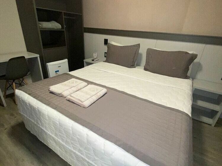 스탠다드 룸, Negrini