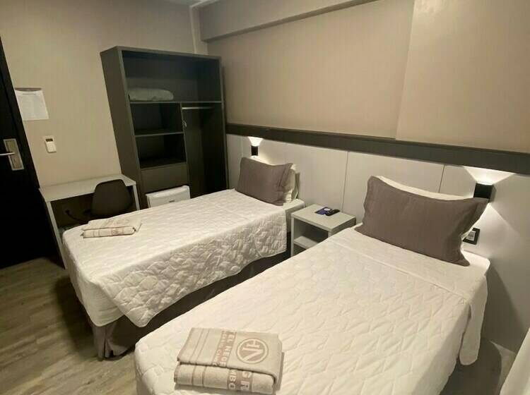 스탠다드 룸, Negrini