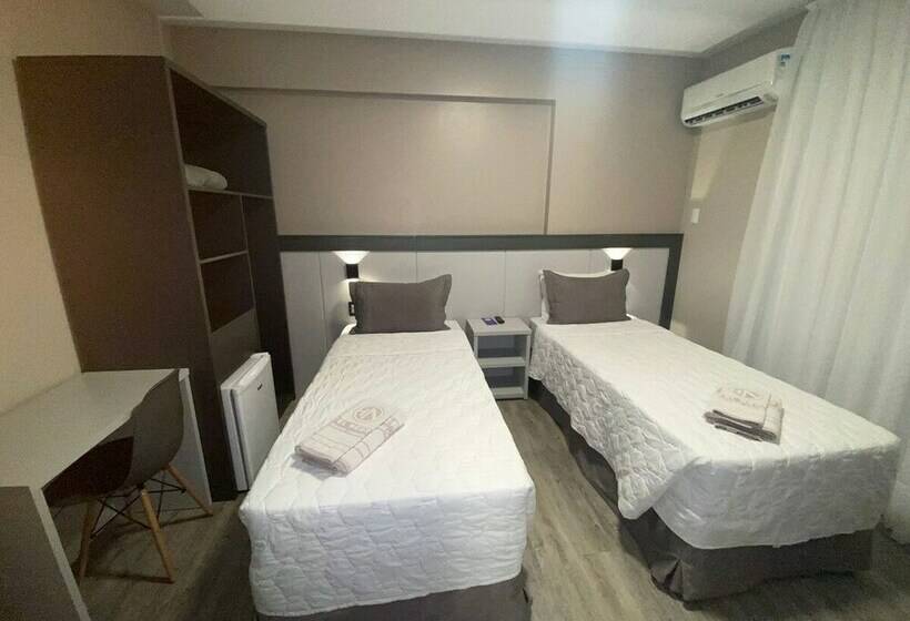 스탠다드 룸, Negrini