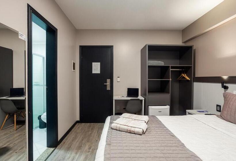 스탠다드 룸, Negrini