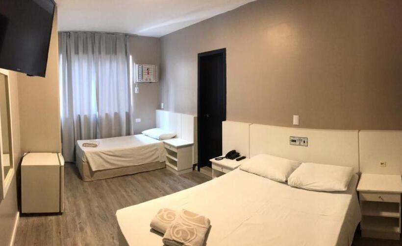 이코노미 트리플 룸, Negrini