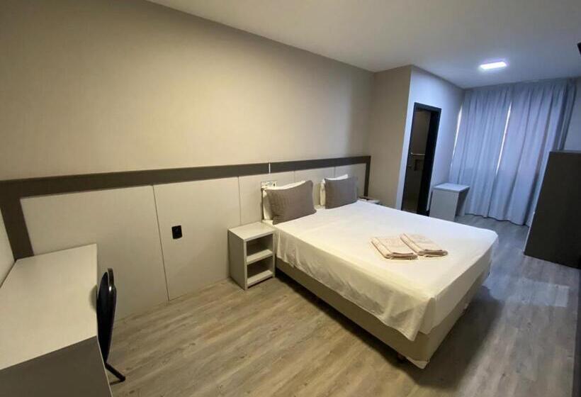 장애인을 위한 스탠다드 룸, Negrini