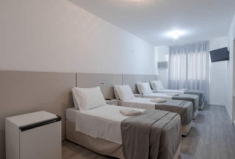 이코노이 4인룸, Negrini