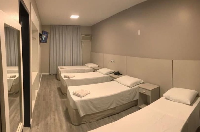 이코노이 4인룸, Negrini