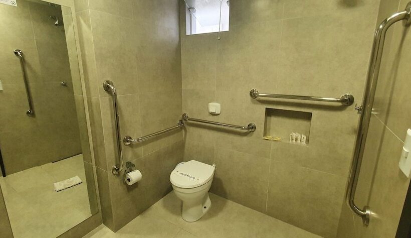 장애인을 위한 스탠다드 룸, Negrini