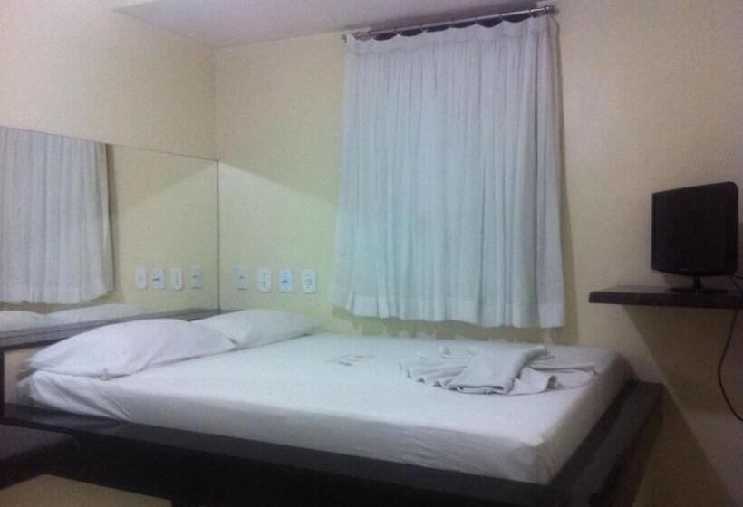 Quarto deluxe, Piramide Pernambués
