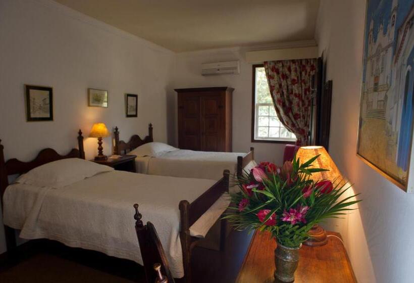 غرفة قياسية, Solar Da Ponte