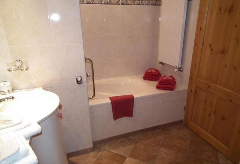 اتاق رویال, Workum