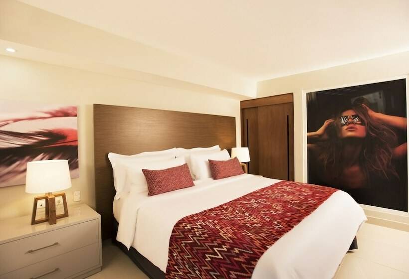 スタンダードルーム, Emotions by Hodelpa Puerto Plata