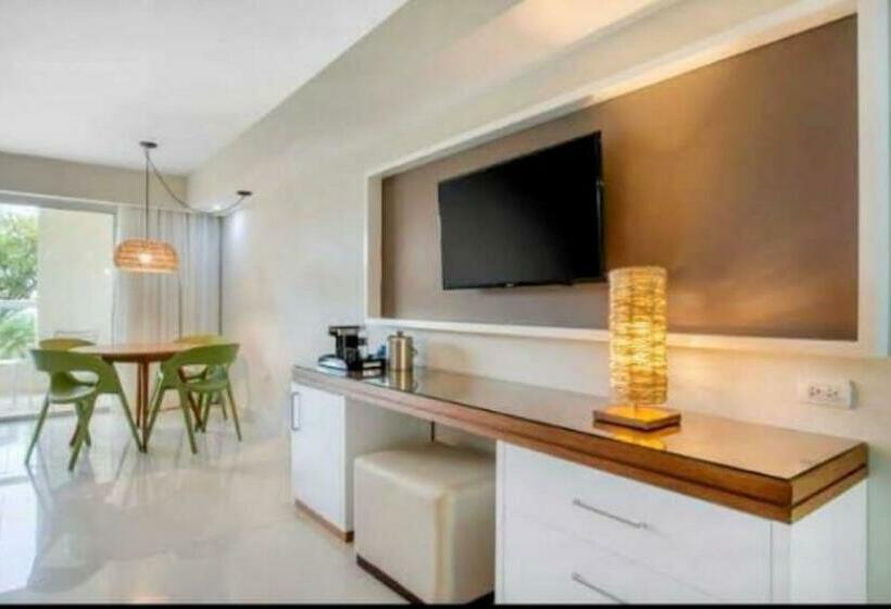 キングサイズベッドのスーペリアルーム, Emotions by Hodelpa Puerto Plata