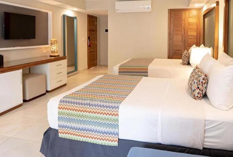 デラックスルーム, Emotions by Hodelpa Puerto Plata