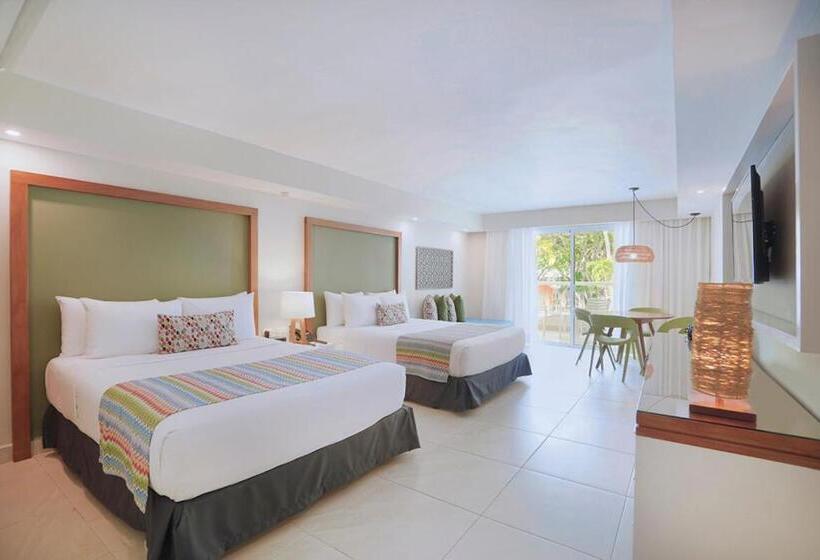 デラックスルーム, Emotions by Hodelpa Puerto Plata