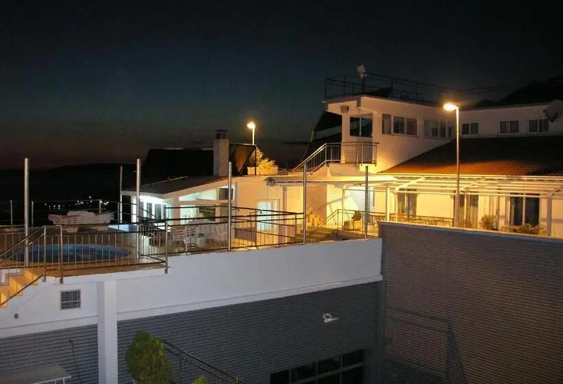 آپارتمان 1 خوابه با بالکن و چشمانداز دریا, Aparthotel Pecic