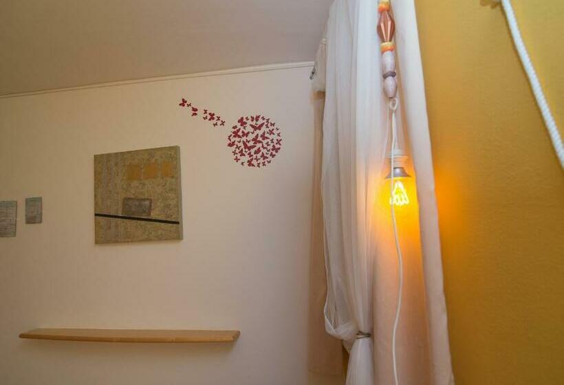 اتاق استاندارد, Bed&breakfast Saturn