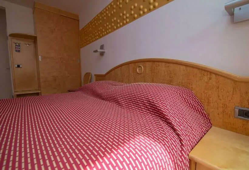スタンダードルーム, Bed&breakfast Saturn