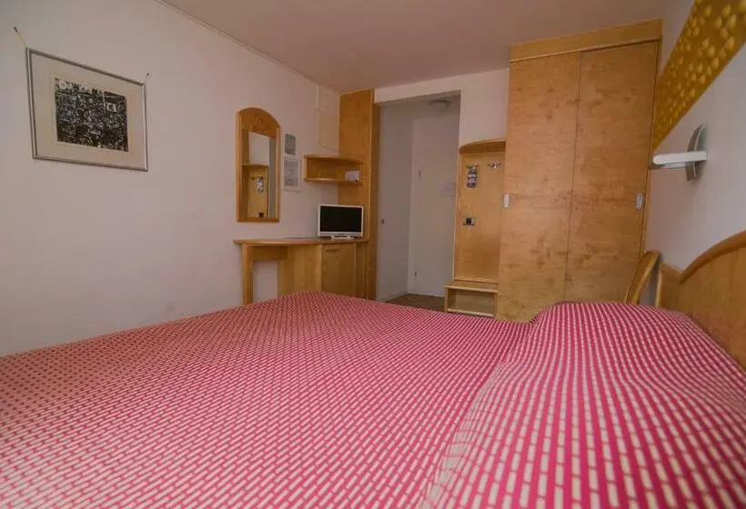 スタンダードルーム, Bed&breakfast Saturn