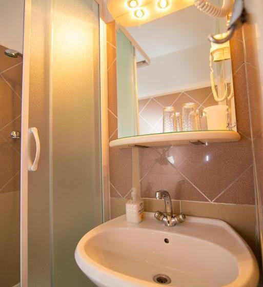 스탠다드 룸, Bed&breakfast Saturn