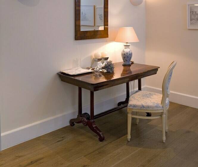 סוויטת סופריור, Heritage Hotel Martinis Marchi