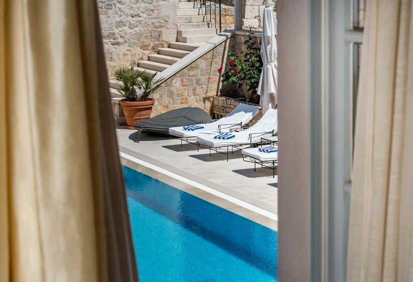 סוויטה, Heritage Hotel Martinis Marchi