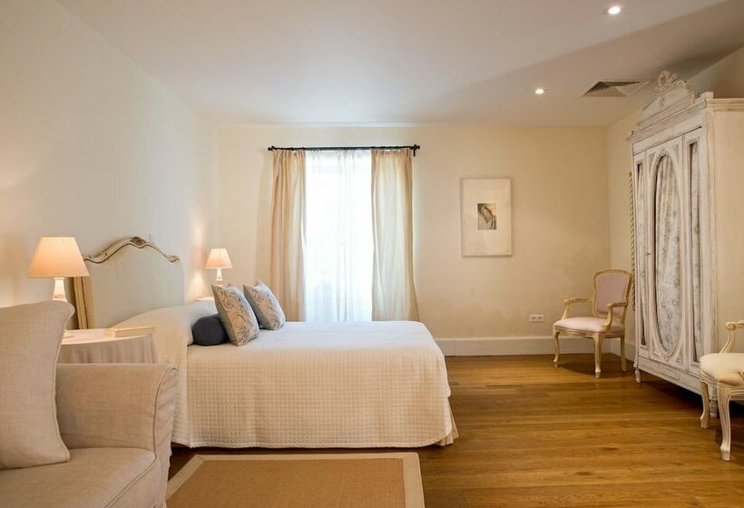 جناح سوبيريور, Heritage Hotel Martinis Marchi