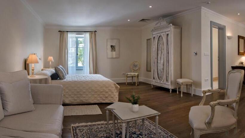 جناح سوبيريور, Heritage Hotel Martinis Marchi