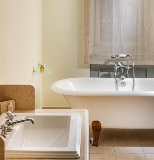 סוויטה דלוקס, Heritage Hotel Martinis Marchi