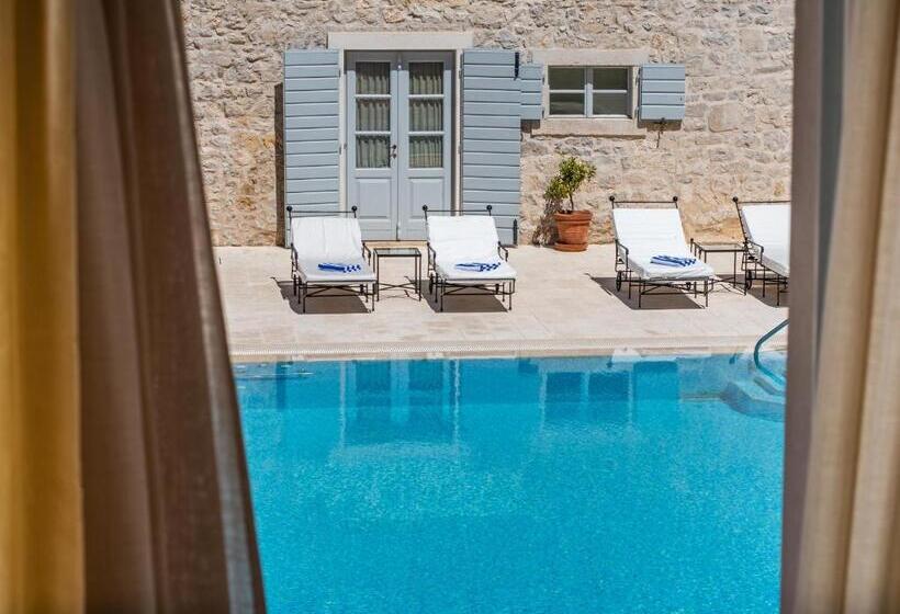 סוויטה, Heritage Hotel Martinis Marchi