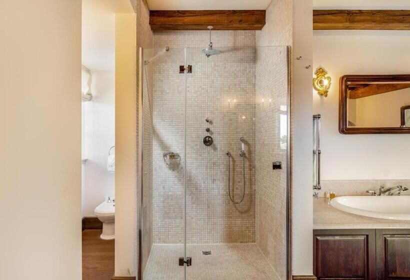 جناح ملكى, Heritage Hotel Martinis Marchi