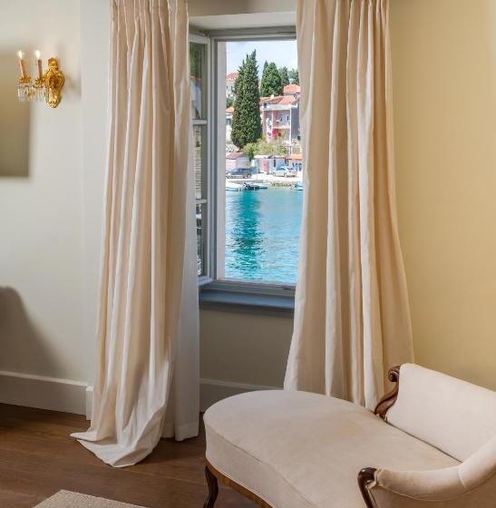 סוויטה משפחתית, Heritage Hotel Martinis Marchi