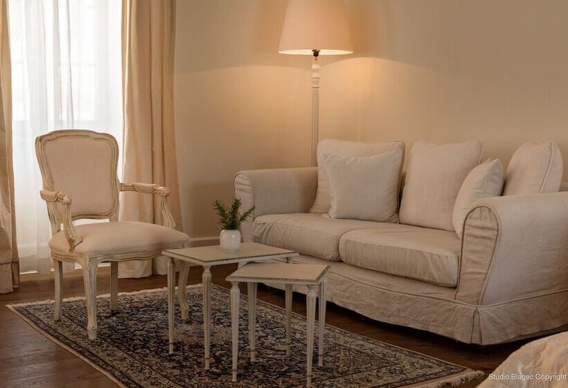 סוויטת סופריור, Heritage Hotel Martinis Marchi