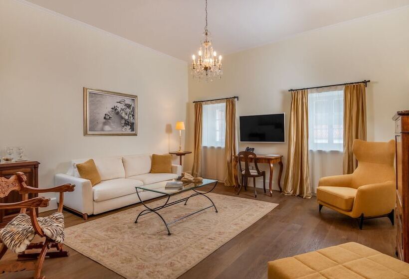 جناح ديلوكس, Heritage Hotel Martinis Marchi