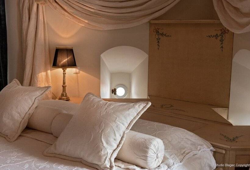 סוויטה מלכותית, Heritage Hotel Martinis Marchi