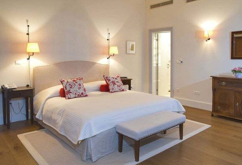 جناح, Heritage Hotel Martinis Marchi