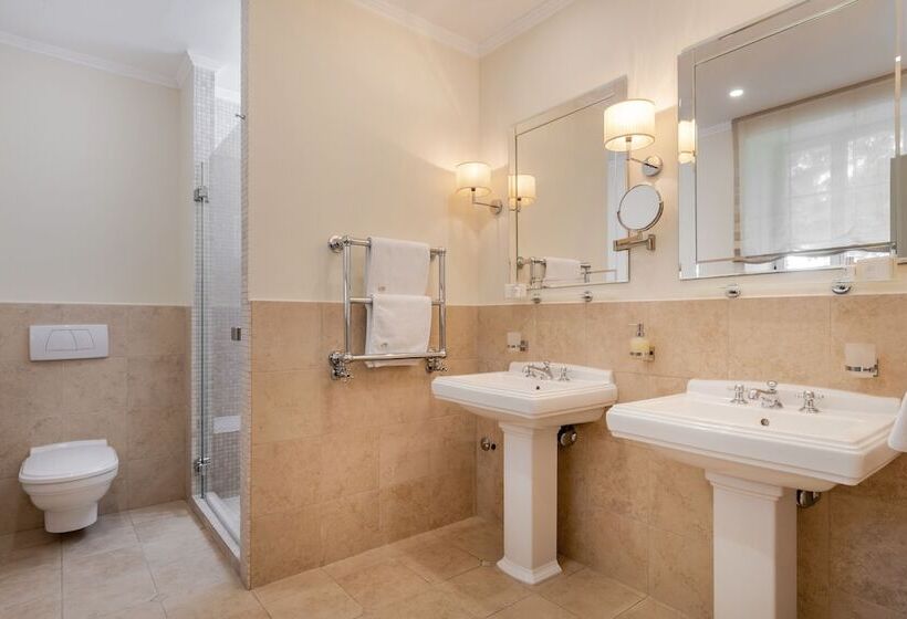 جناح, Heritage Hotel Martinis Marchi