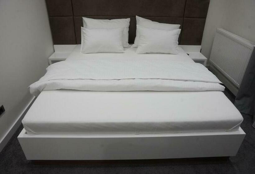 テラス付きスタンダードルーム, Forty Two Block A